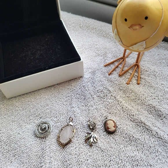 Pendants Bundle - Picture 6 of 6